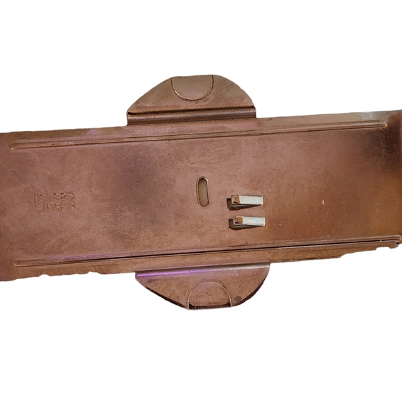 Vtg Singer Professional Buttonholer Sewing Machine Slant Needle Zig-Zag 102577 - Picture 13 of 16